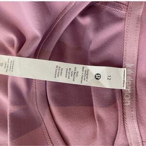 Lululemon It's Rulu Run Long Sleeve Top Size 12 Slim Fit Pockets Athletic